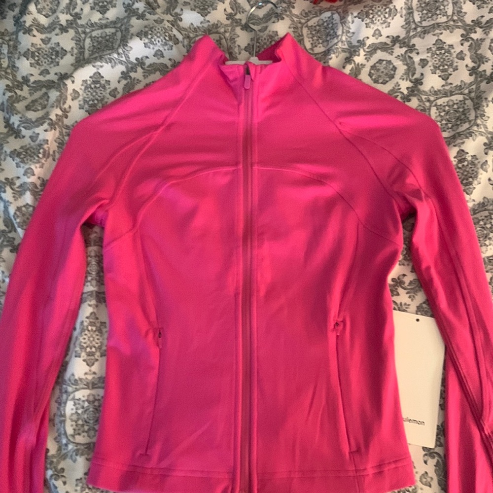 BRAND NEW Sonic pink cropped define jacket